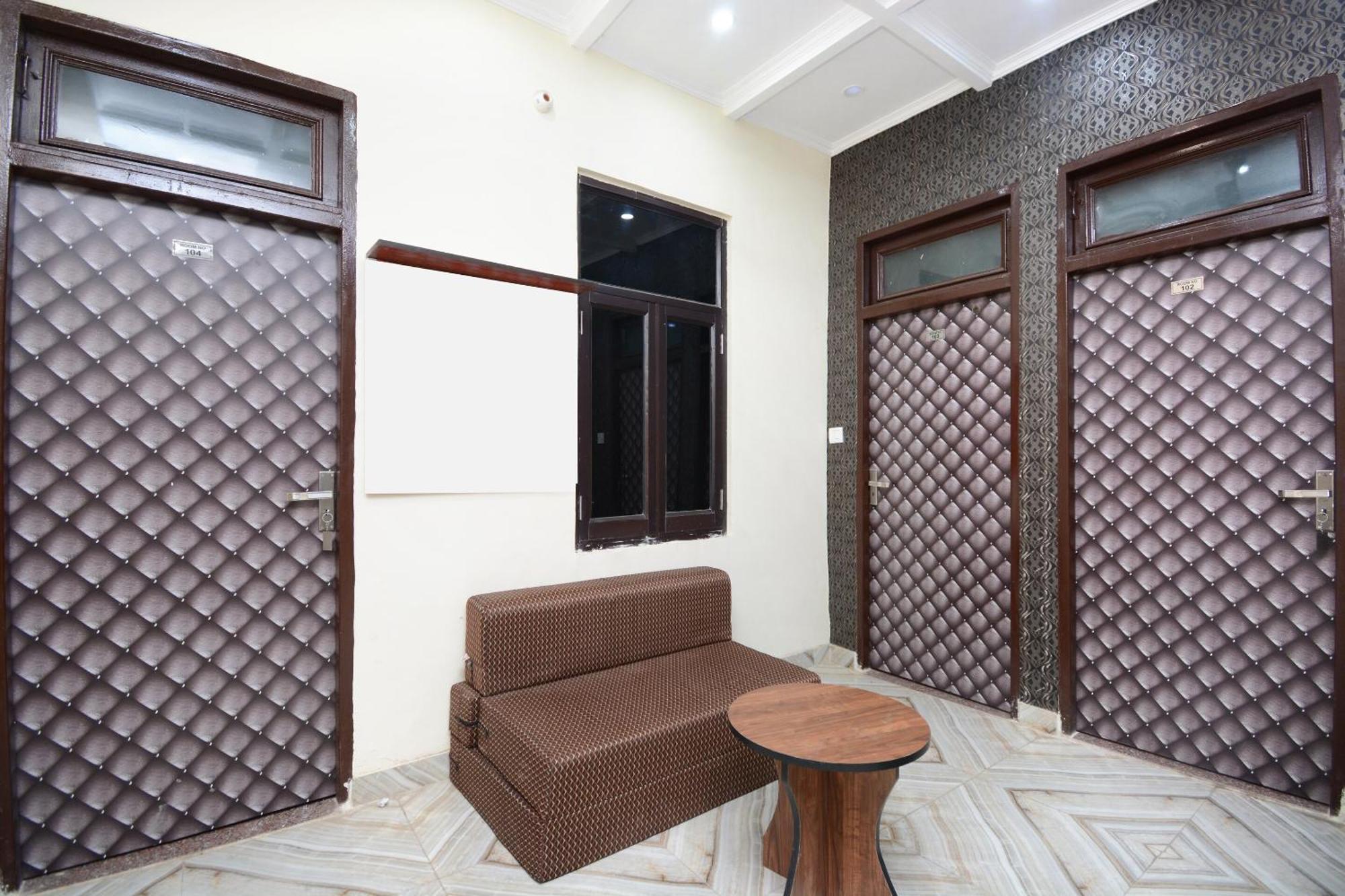 Hotel Oyo Himalayan 3*