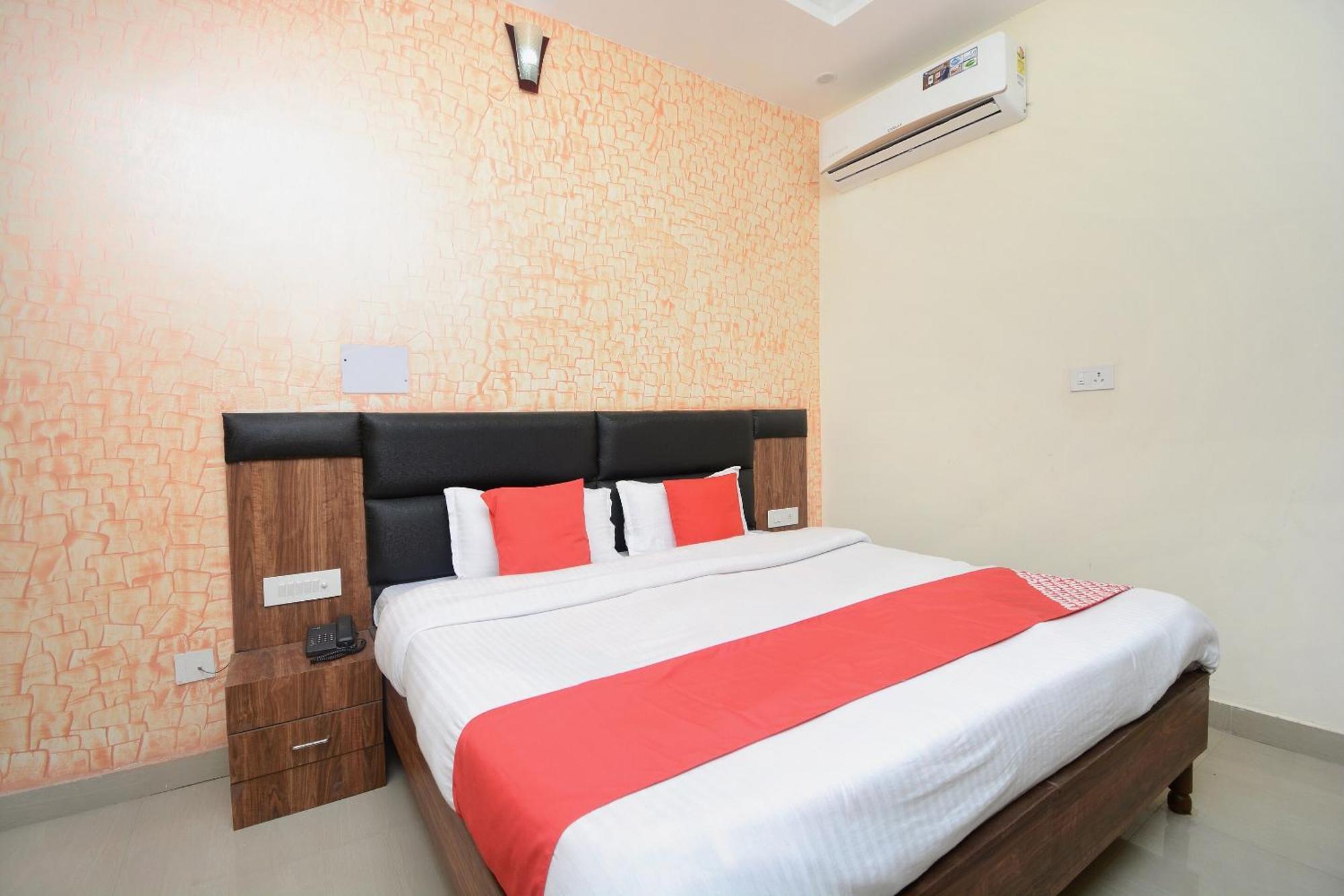 Oyo Himalayan Chandigarh